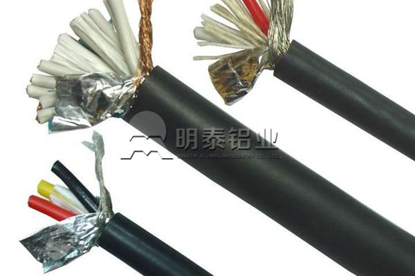 電纜帶包覆用屏蔽鋁箔采用1235鋁箔和8011鋁箔 電纜帶包覆用屏蔽鋁箔采用1235鋁箔和8011鋁箔