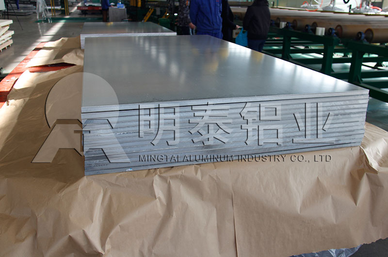鋁板可以用在散熱器上嗎?散熱器鋁板選用哪個規格比較好?價格高嗎? 鋁板可以用在散熱器上嗎?散熱器鋁板選用哪個規格比較好?價格高嗎?